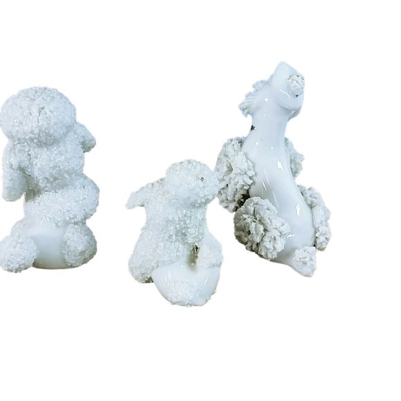 Poodle Dog Figurines Spaghetti Hair 1 Older Dog 2 Playful French Poodles - Picture 6 of 10